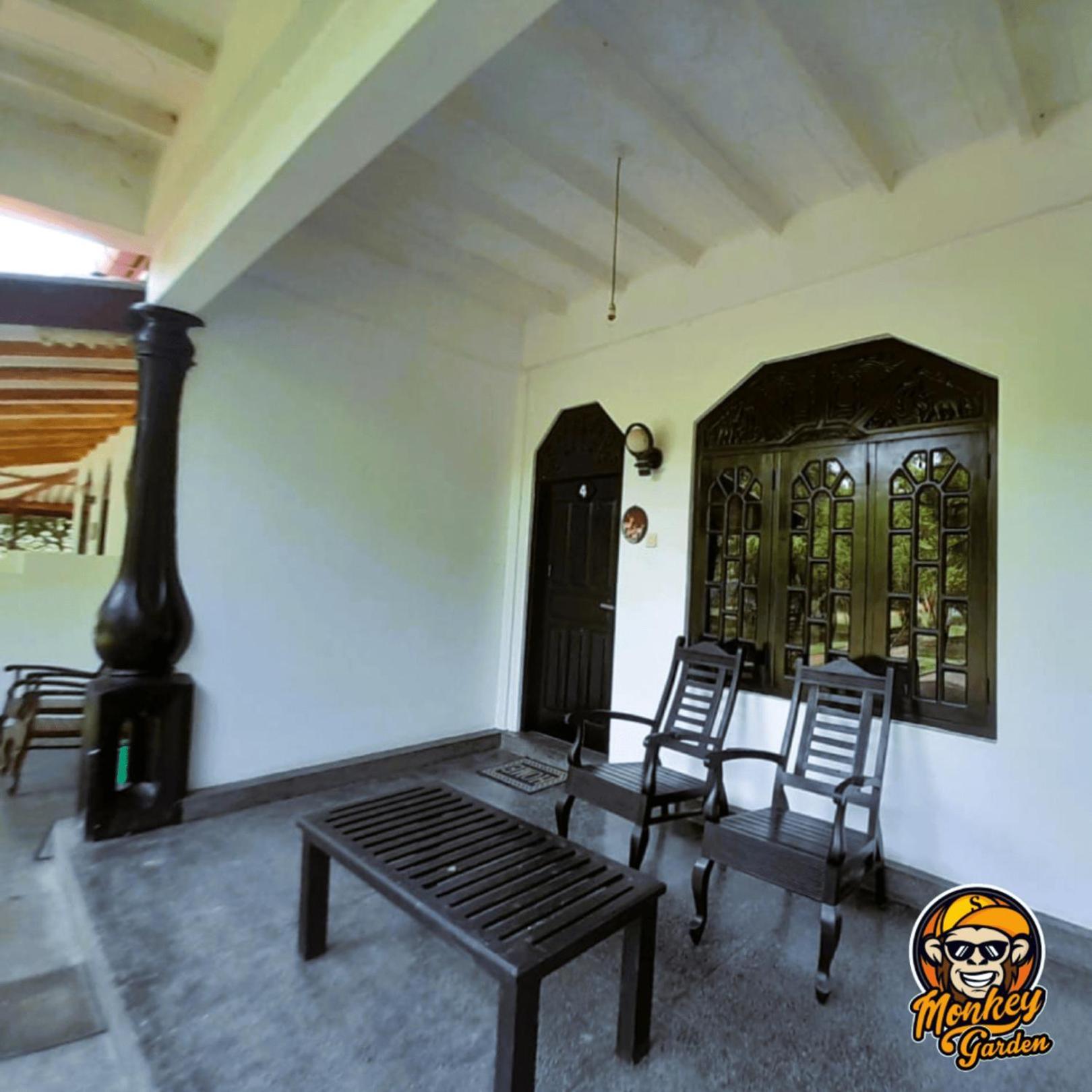 The Monkey Garden Hostel Sigiriya Exterior photo
