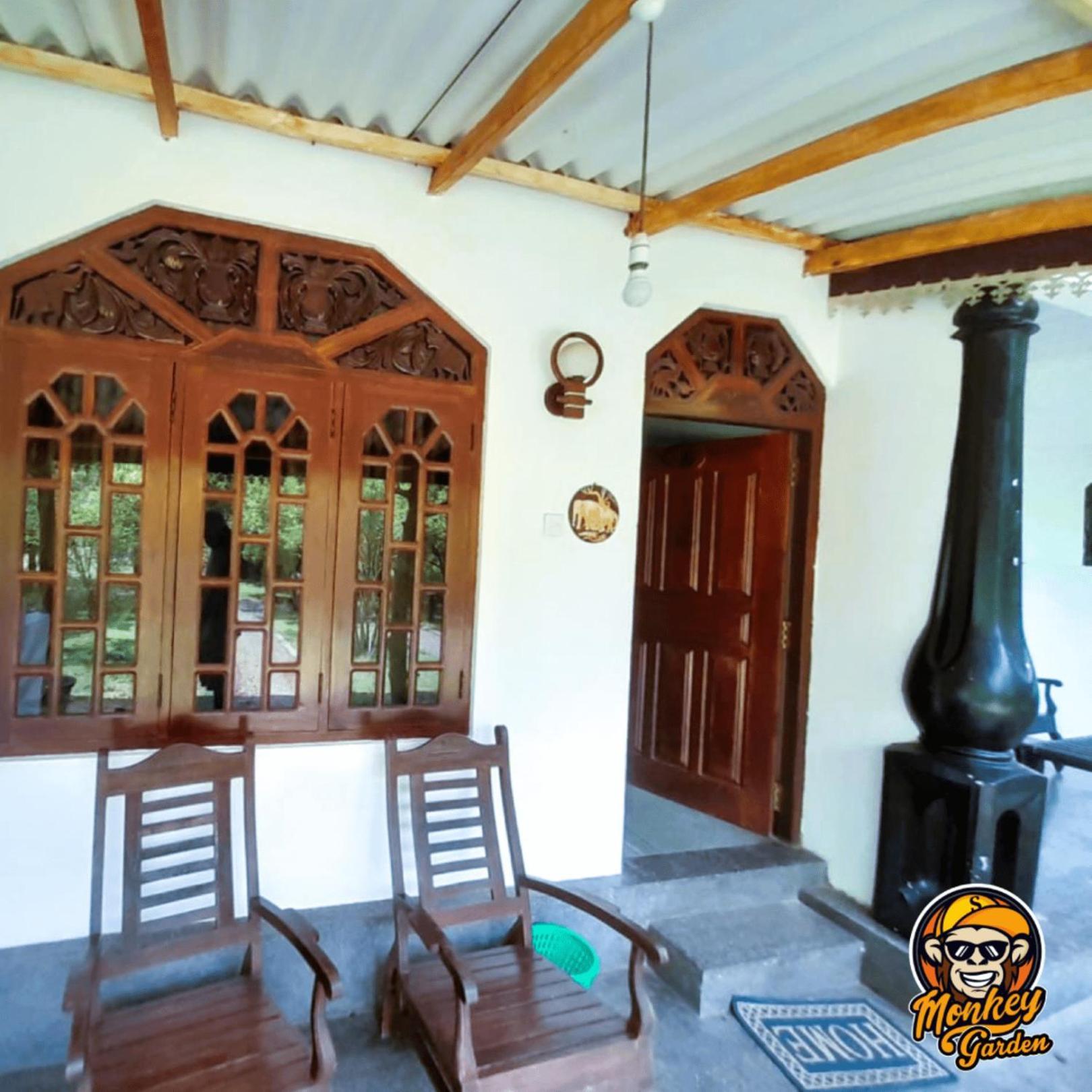 The Monkey Garden Hostel Sigiriya Exterior photo