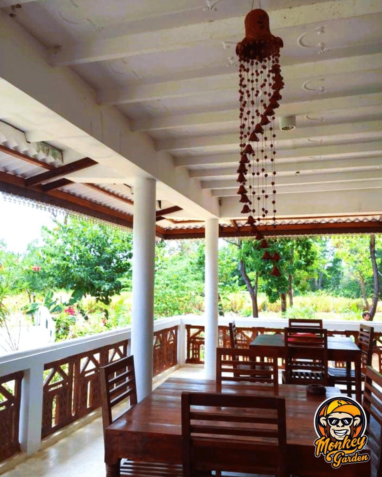 The Monkey Garden Hostel Sigiriya Exterior photo